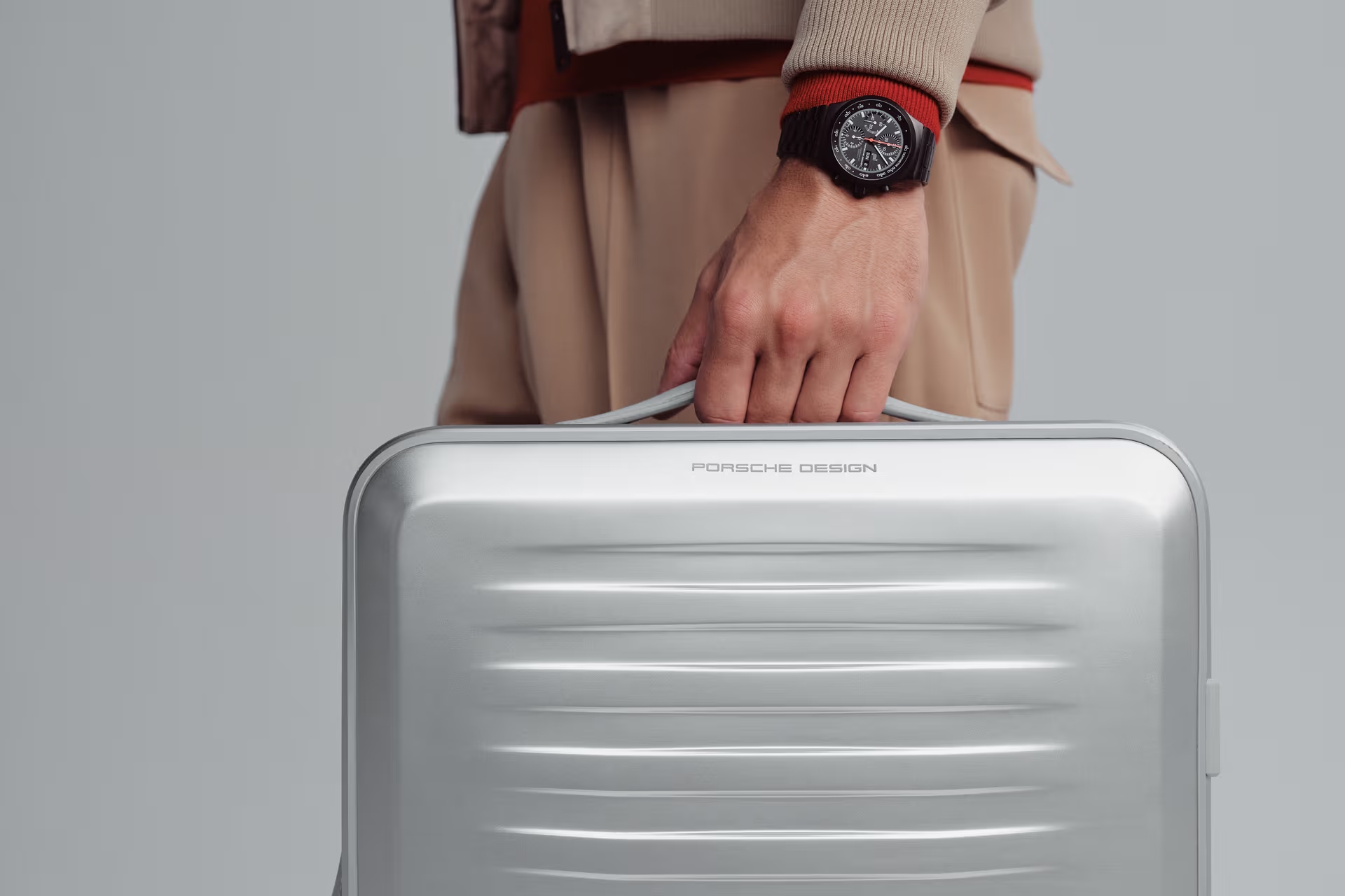 Porsche Roadster Aluminum Trolley: When a Suitcase Is Designed Like a Porsche 911