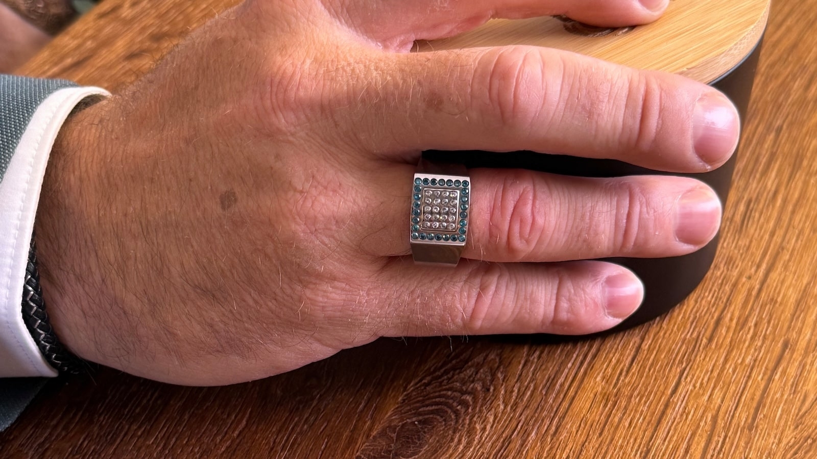 ZEUS Smart Ring: Daily Health Tracking — But Is It Really “Smart”?
