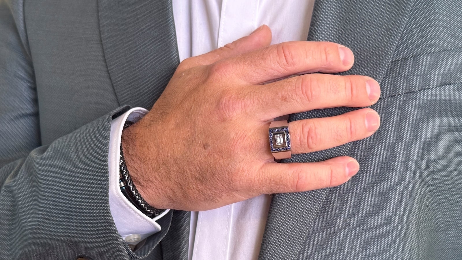 ZEUS Smart Ring: Daily Health Tracking — But Is It Really “Smart”?