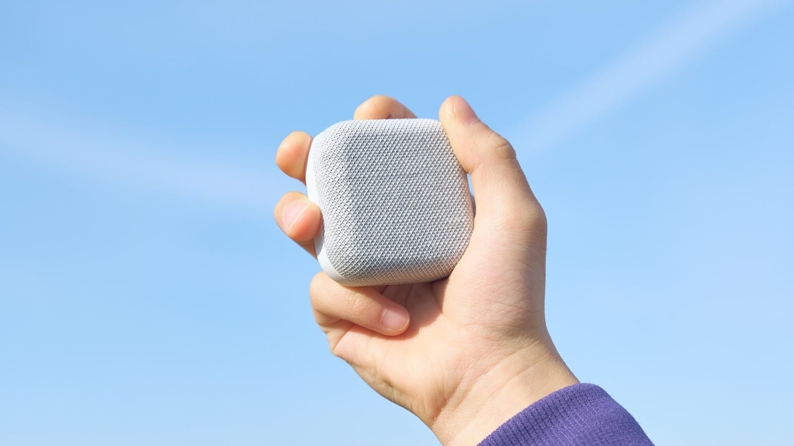 BoT Talk: GPS Tracker for Kids with Two-Way Communication