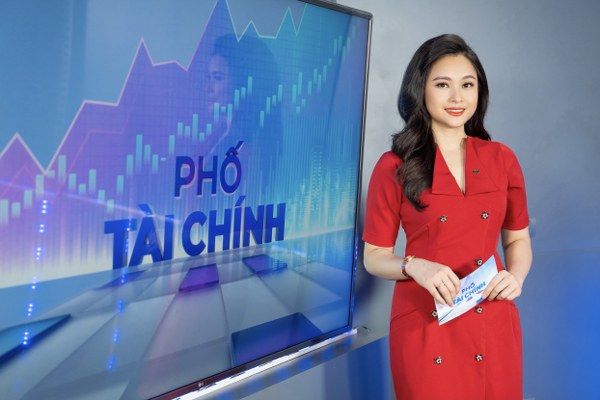 BTV Mùi Khánh Ly làm Host cho chương trình Talkshow Phố Tài chính trên VTV