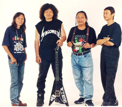 Rocker Thành Trung Saogo và ban nhạc Rock SagoMetal