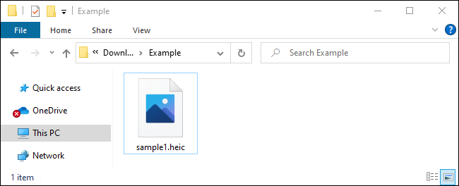 Tệp HEIC được hiển thị không có hình thu nhỏ trong File Explorer trong Windows 10.