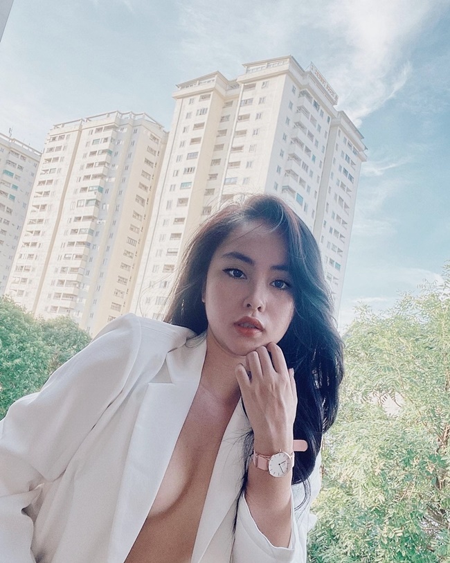 Hot girl Nguyễn Thúy Quỳnh