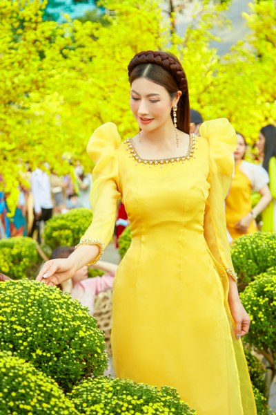 Hoa hậu Doanh nhân 2021, hoa hậu đào ái nhi, áo dài