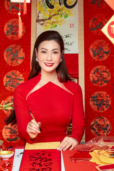Hoa hậu Doanh nhân 2021, hoa hậu đào ái nhi, áo dài