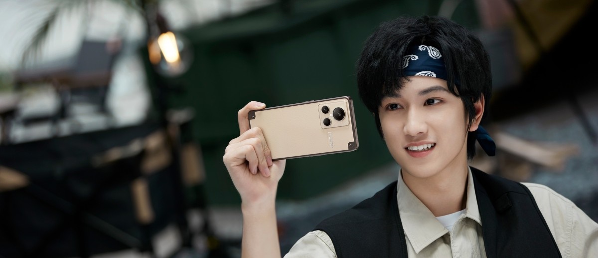 Đi,ện thoại đầu tiên với LPDDR5X, Điện thoại Realme, Realme GT2 Explorer Master