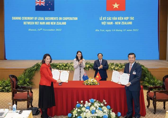 New Zealand tăng cường quan hệ hợp tác giáo dục với Việt Nam qua chuyến thăm của Thủ tướng New Zealand
