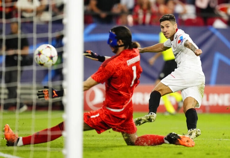 Soi kèo bóng đá PSV vs Sevilla