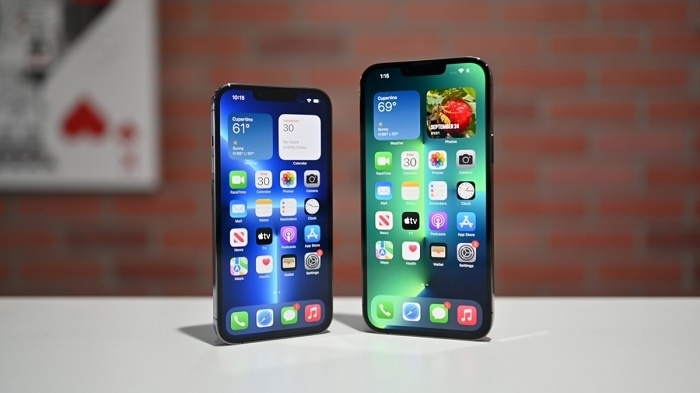 iPhone 13