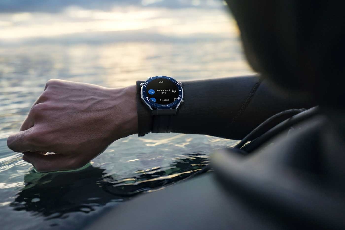 Huawei Watch Ultimate, Apple Watch Ultra