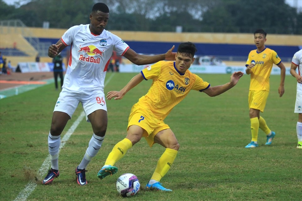 SLNA vs HAGL, nhận định bóng đá