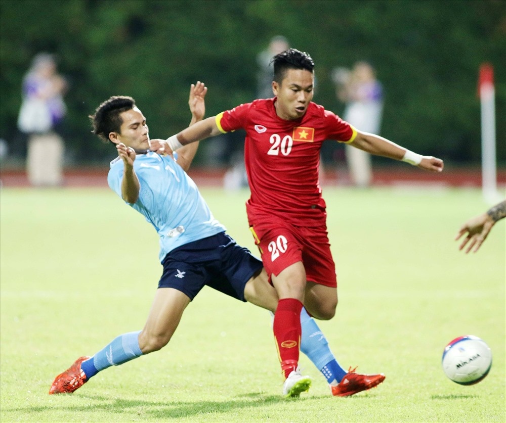 Lịch thi đấu bóng đá hôm nay 30/4: MU vs Aston Villa