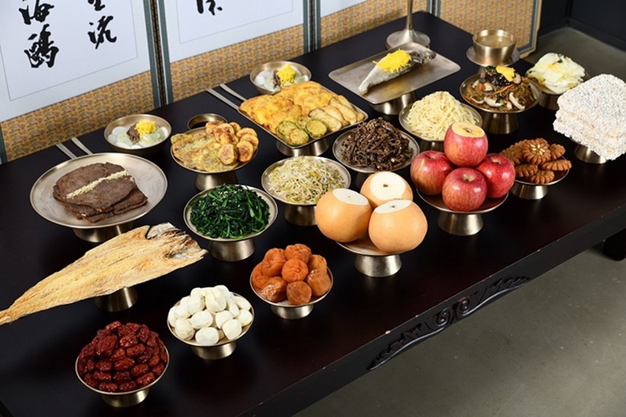Kimchi, Tết Hàn Quốc, Mâm cúng, Món ăn truyền thống, Văn hóa ẩm thực, Bếp trưởng Park Sang Kyung, Cách làm kim chi