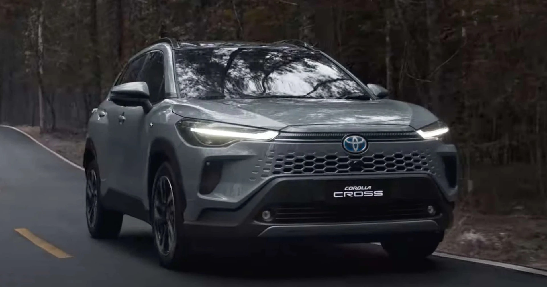 Corolla Cross 2024, Động cơ Corolla Cross, Thiết kế mới Corolla Cross, Toyota Thái Lan, Toyota Việt Nam, Xe SUV 2024