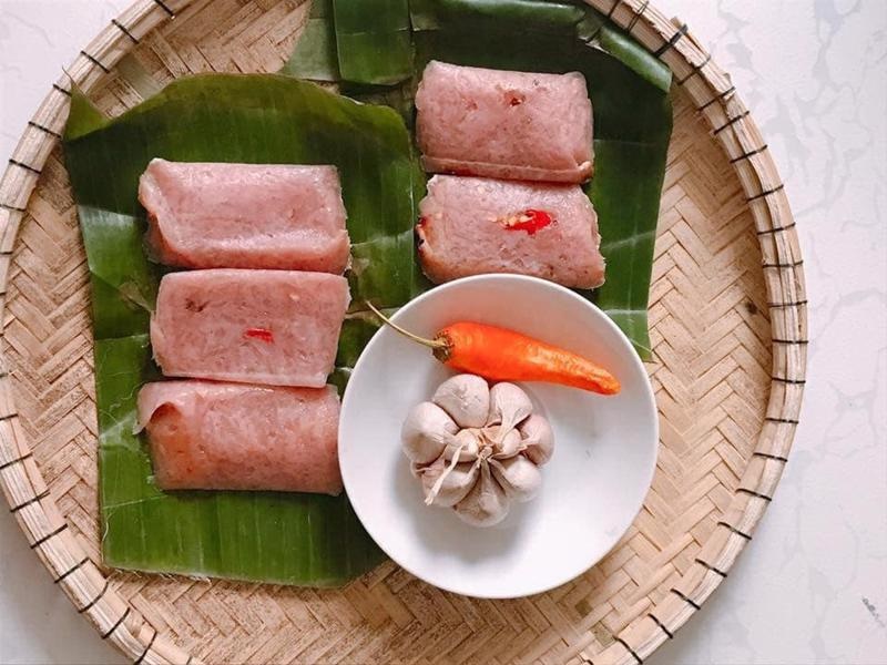 Nem chua, Món ăn cay, Taste Atlas, Ẩm thực Việt Nam