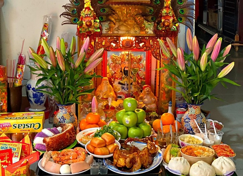 Ngày vía Thần Tài, Thần Tài, Cúng Thần Tài, Lễ vật cúng Thần Tài, Cách cúng Thần Tài, Mua vàng ngày vía Thần Tài