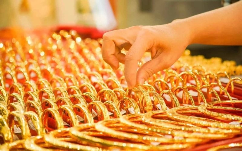 Ngày vía Thần Tài, Thần Tài, Cúng Thần Tài, Lễ vật cúng Thần Tài, Cách cúng Thần Tài, Mua vàng ngày vía Thần Tài