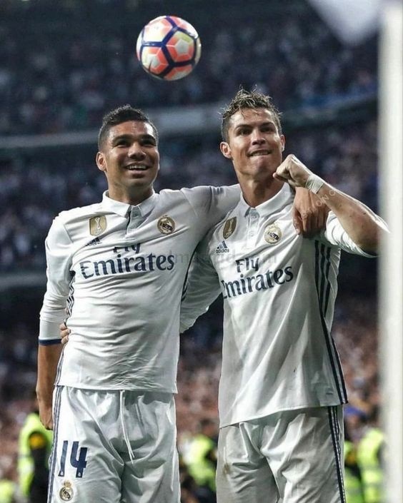 Casemiro, Cristiano Ronaldo, Real Madrid, Manchester United, Champions League, Paul Scholes, Zinedine Zidane, Mối quan hệ đồng đội