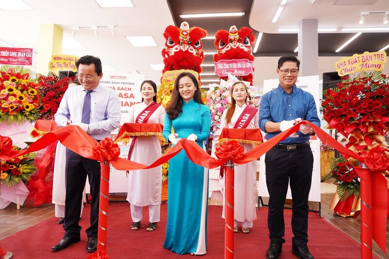 khai trương fahasa kiên giang