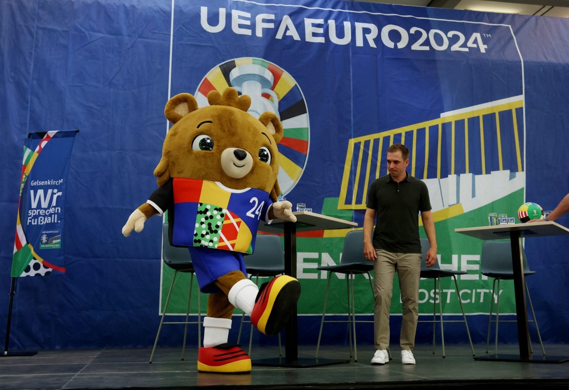 Hình nền linh vật Euro 2024