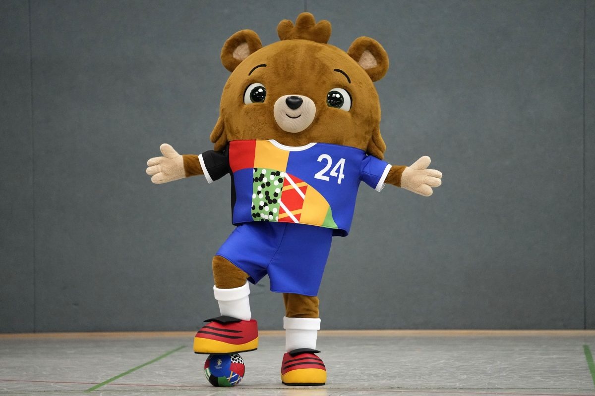 Hình nền linh vật Euro 2024