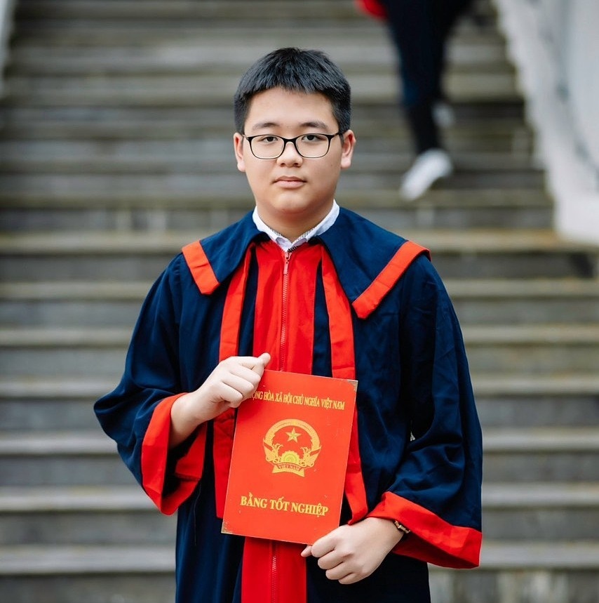 Kỳ thi Chuyên Sư phạm, Hà Mạnh Hùng, Thủ khoa