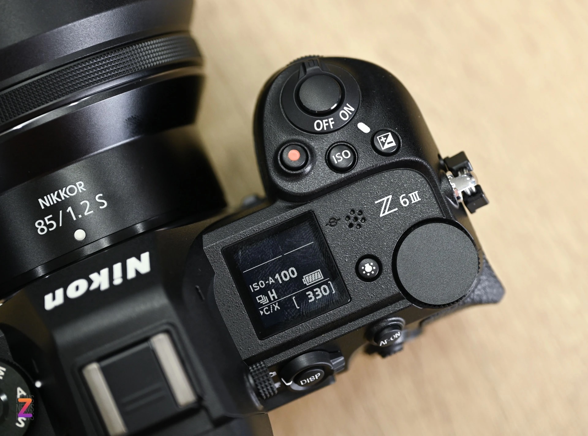 Nikon Z6 III, Máy ảnh tầm trung