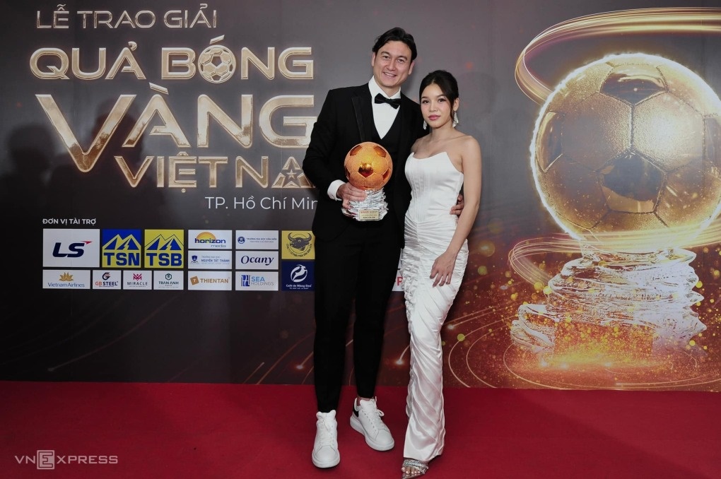 Đặng Văn Lâm kết hôn, Yến Xuân