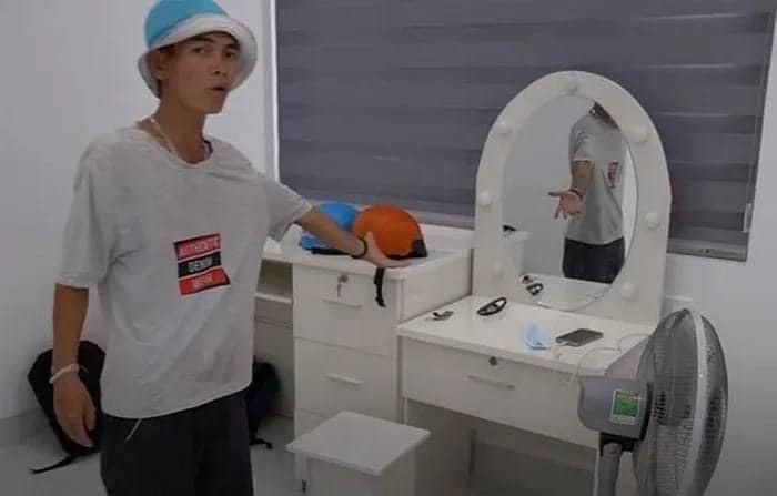 Sô Y Tiết, Chàng trai chăn bò, Hiện tượng mạng, Cuộc sống hiện tại