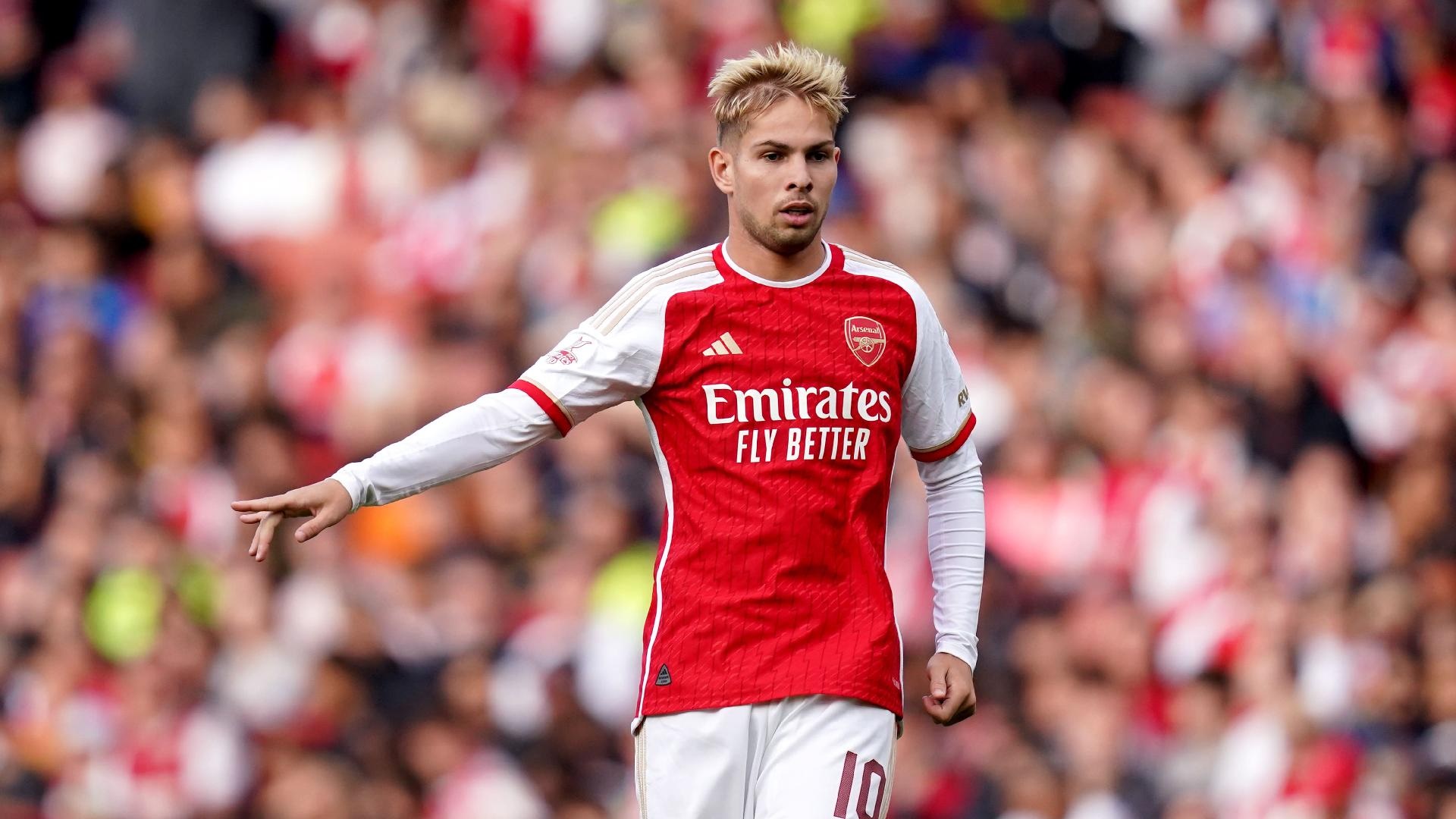 Emile Smith-Rowe, Chiêu mộ, Arsenal, Fulham