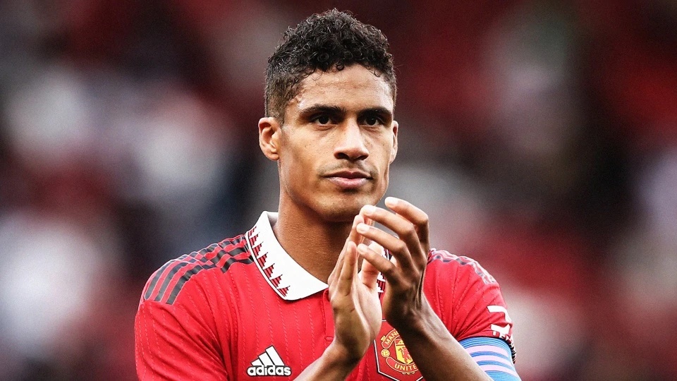 Raphael Varane gia nhập Como