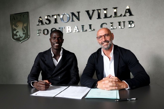 Aston Villa, Aston Villa công bố Onana