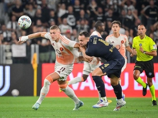 Dovbyk, AS Roma, Serie A