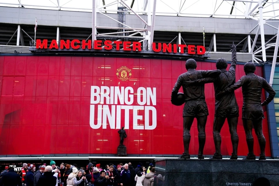 Manchester United, Old Trafford, Sân vận động