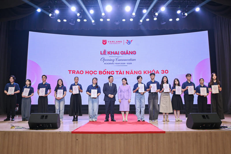 đại học văn lang khai giảng