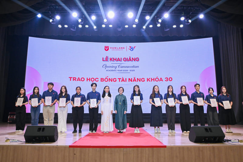 đại học văn lang khai giảng