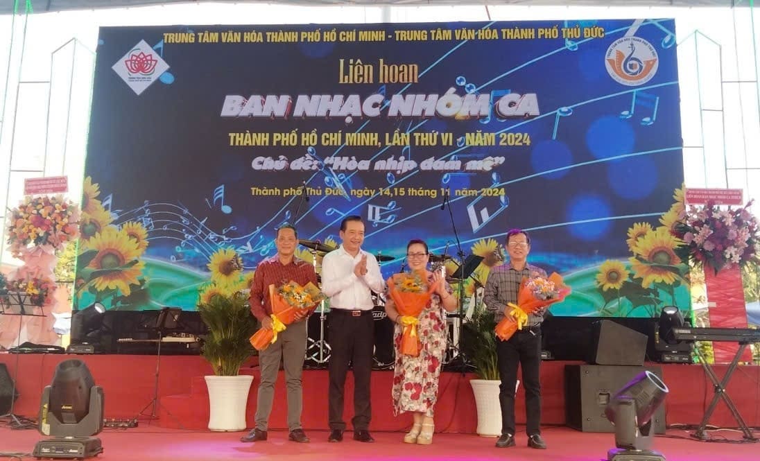 Khai mạc Liên hoan Ban nhạc Nhóm ca TPHCM lần thứ VI Năm 2024