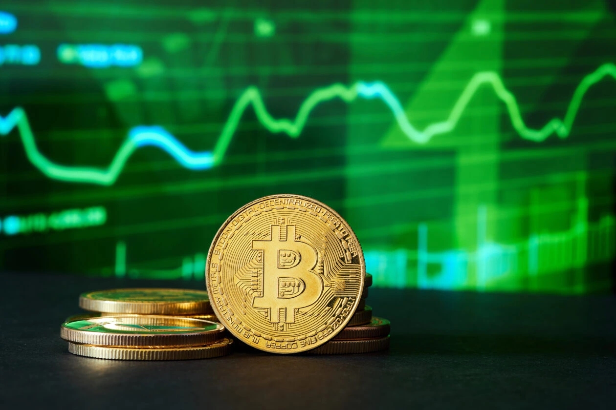 Bitcoin đạt 100.000 USD, Bitcoin chạm ngưỡng 100.000 USD