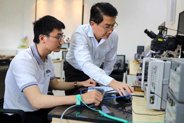 Sinh viên ngành bán dẫn, Học phí ngành bán dẫn