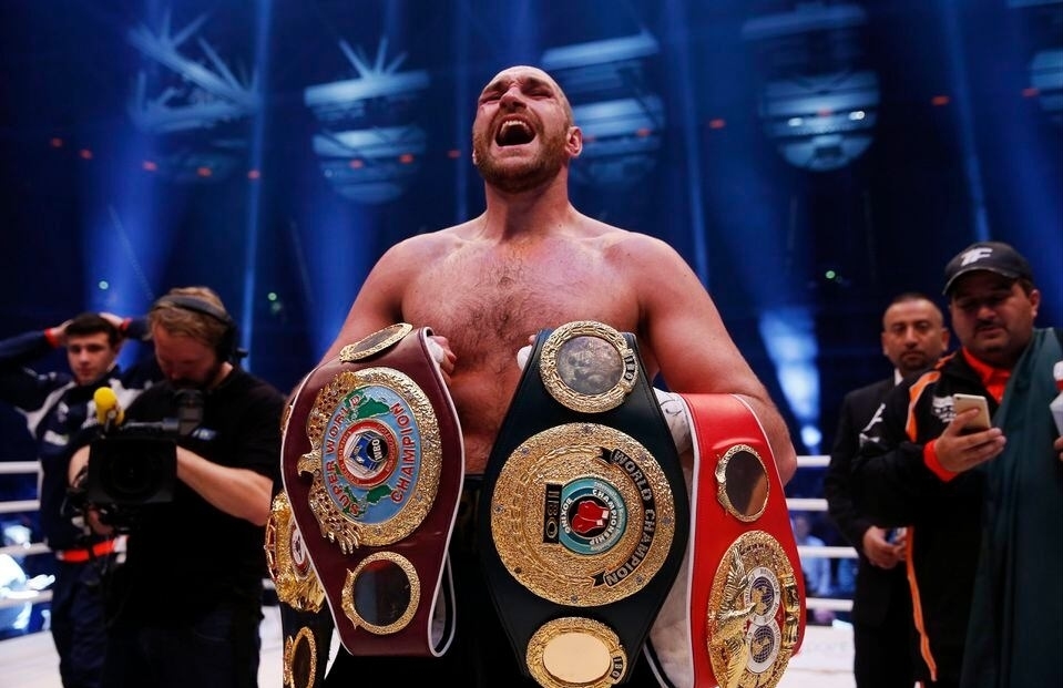 Tyson Fury giải nghệ