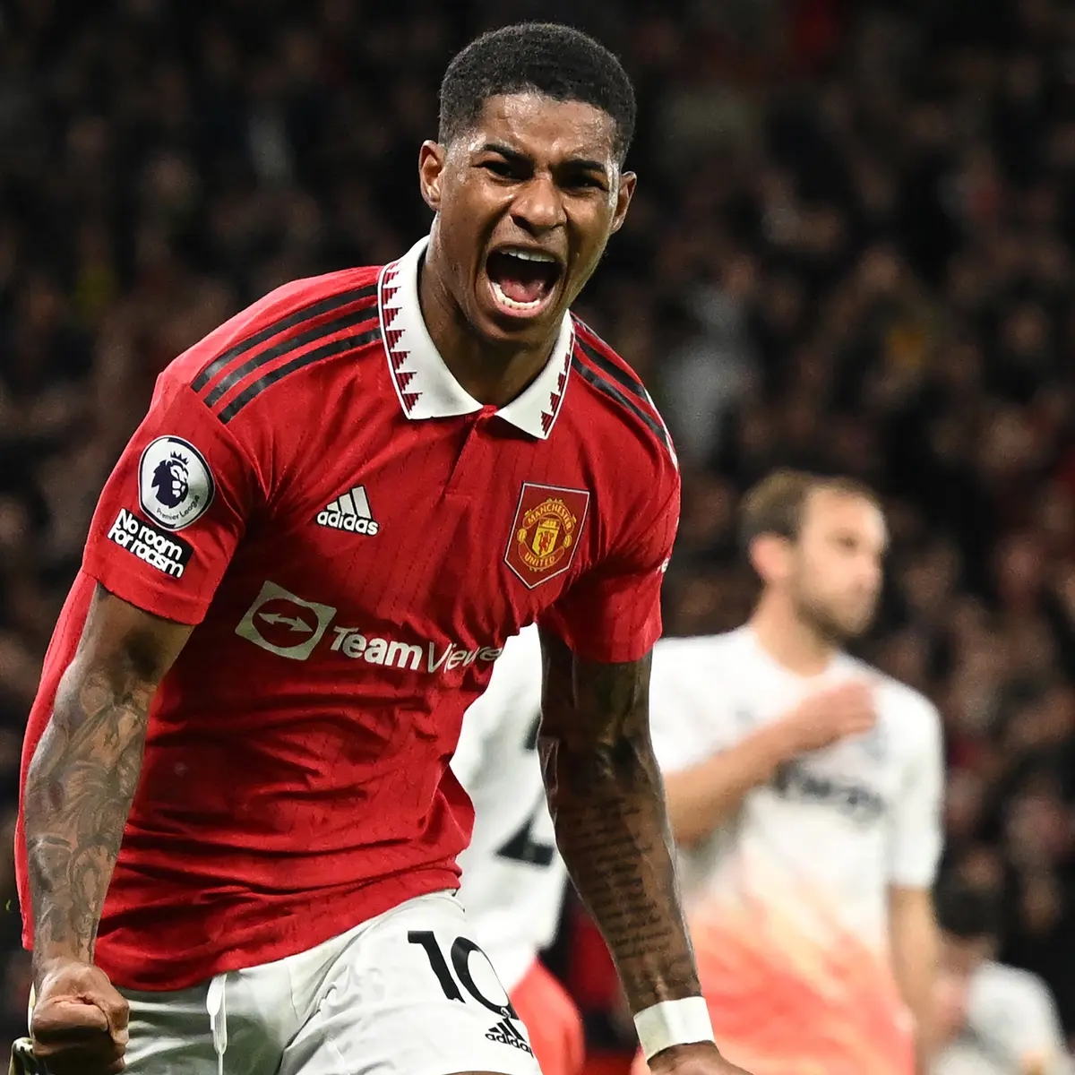 Rashford tập luyện, Mâu thuẫn Rashford Amorim, HLV Amorim bảo vệ Rashford, Rashford gia hạn hợp đồng MU