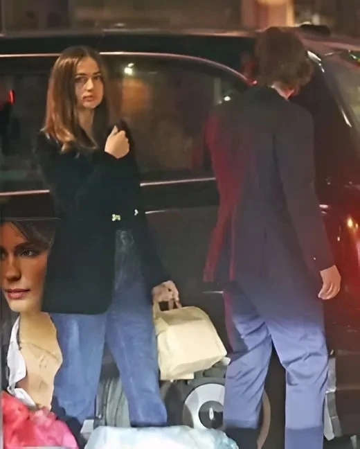 Ana de Armas và Tom Cruise, Tom Cruise hẹn hò Ana de Armas, Tom Cruise và Ana de Armas ngày Valentine, Ana de Armas tình cảm Tom Cruise