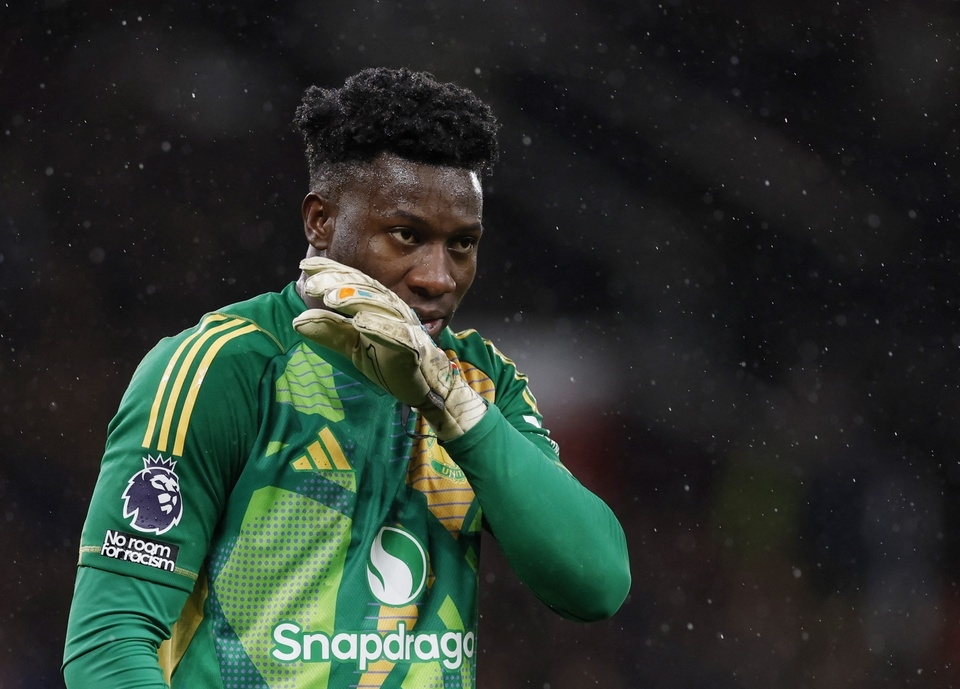 Thảm họa Onana, Andre Onana sai lầm, Onana mắc lỗi trước Ipswich Town, MU vs Ipswich Town 3-2, Onana bị chỉ trích