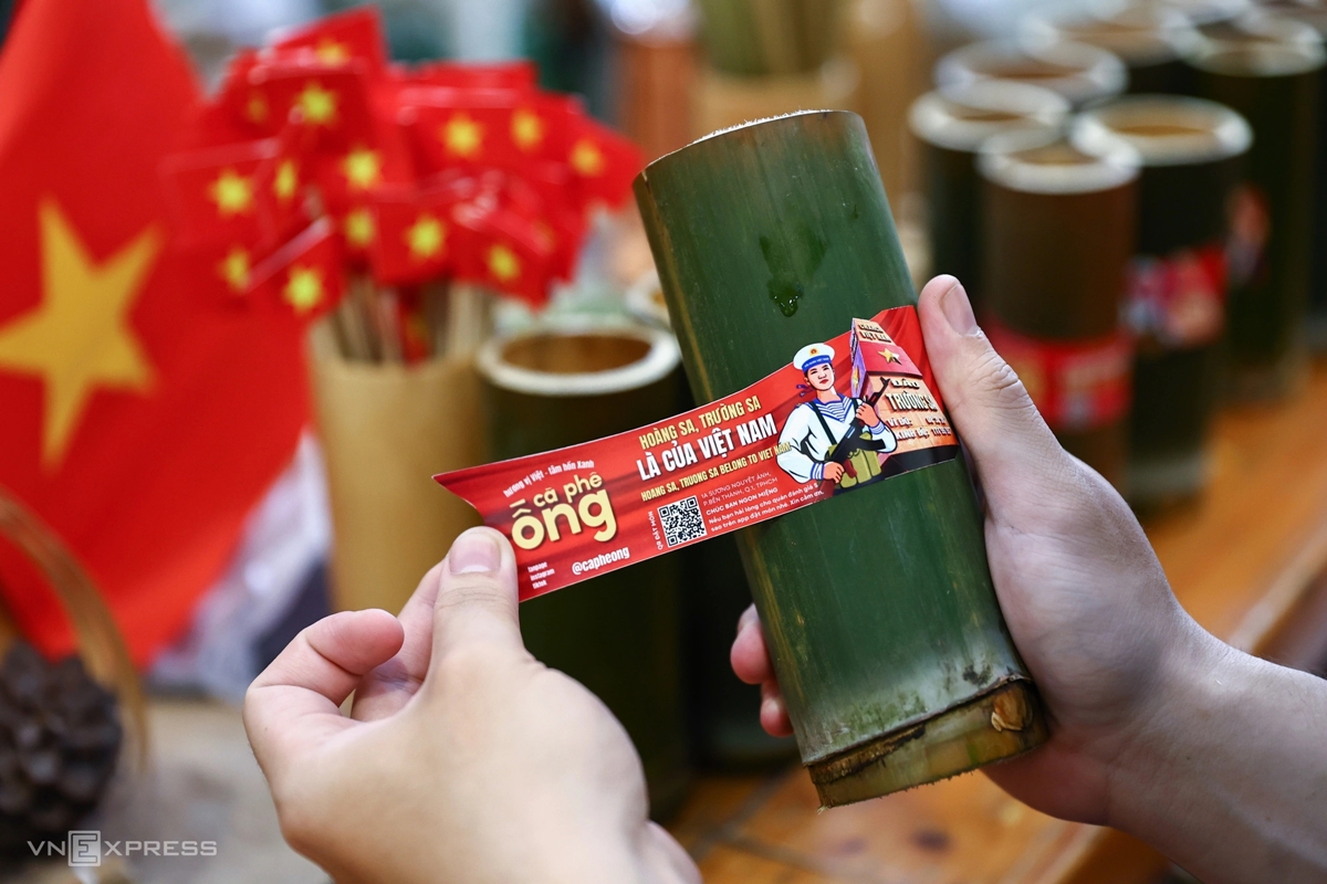 Cà phê ống tre, Cà phê lá cờ đỏ sao vàng, Cà phê độc lạ Sài Gòn, Cà phê mang đi thân thiện môi trường, Cà phê concept độc đáo