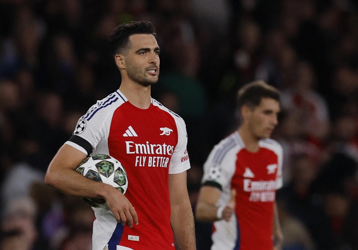 Arsenal vs PSG, tranh cãi VAR, phạt đền Champions League, Timber vs Kvaratskhelia, bán kết C1 2025
