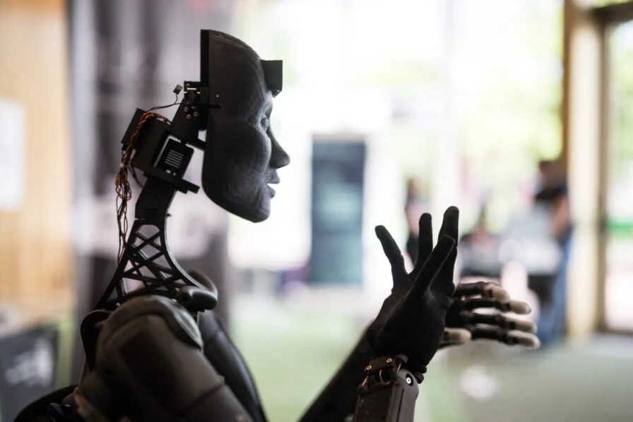 AI Psychiatry, trí tuệ nhân tạo, công cụ điều tra AI, AI bị lỗi, kiểm tra hệ thống AI, phục hồi AI