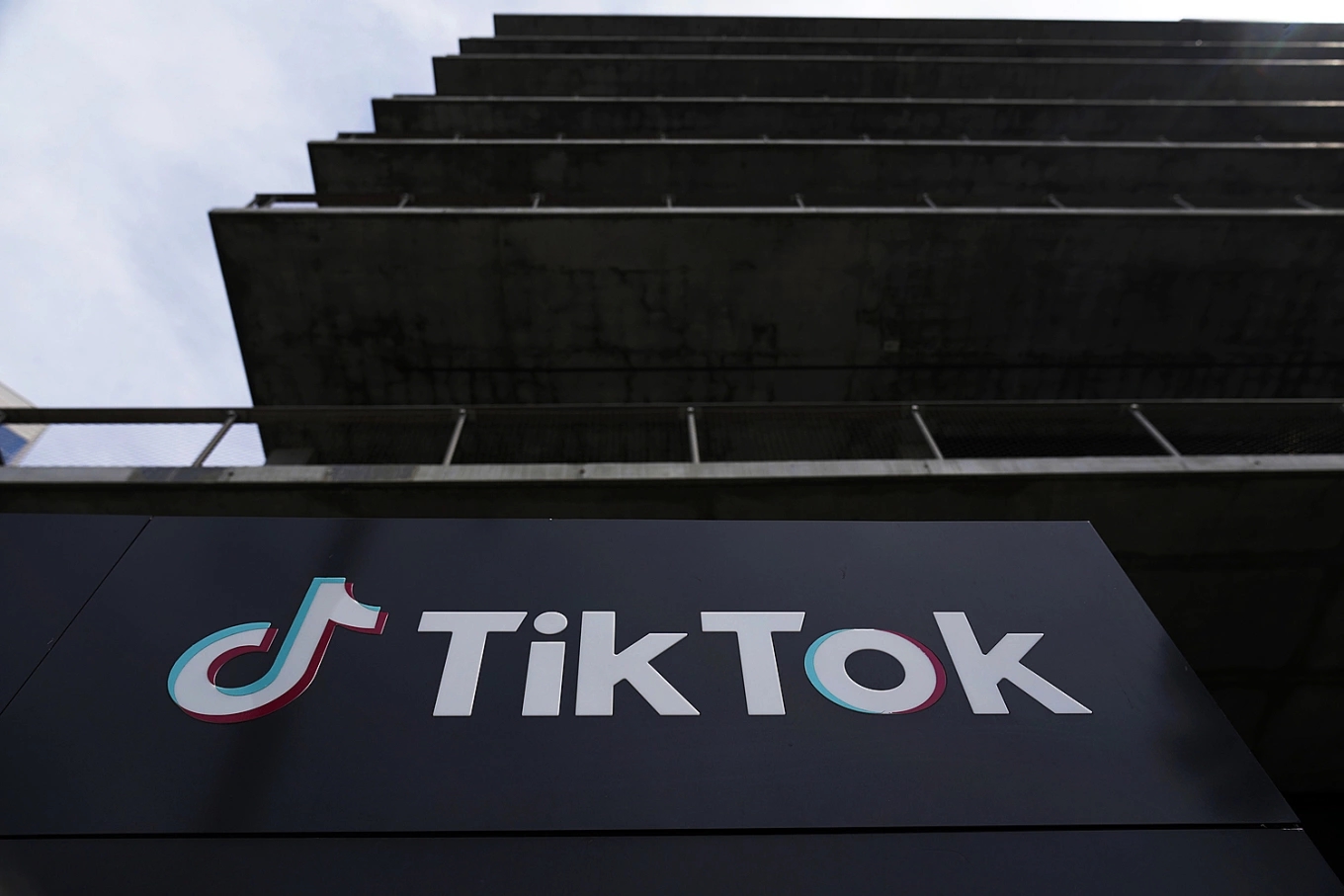 TikTok bị phạt, dữ liệu người dùng châu Âu, TikTok và Trung Quốc, vi phạm GDPR, TikTok chuyển dữ liệu