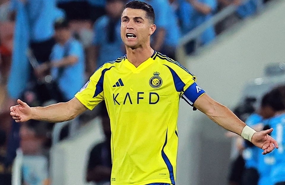 Ronaldo, Al Nassr, Al Ittihad, Saudi Pro League, Ronaldo trắng tay