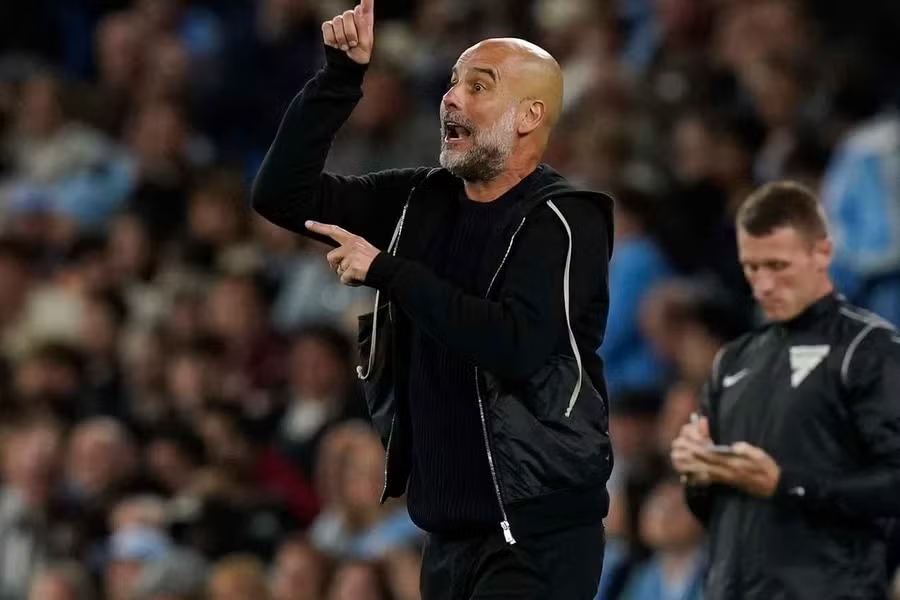 Guardiola, Man City, mùa giải khó khăn, Premier League, FA Cup, Champions League